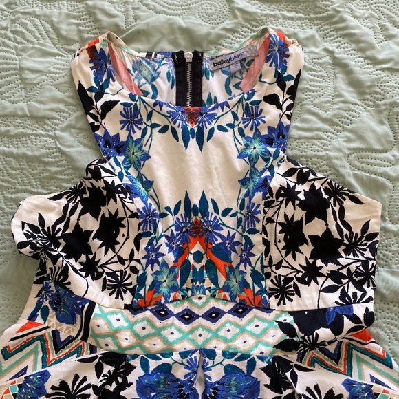BAILEY BLUE PRINT DRESS SIZE MEDIUM - Picture 3 of 5